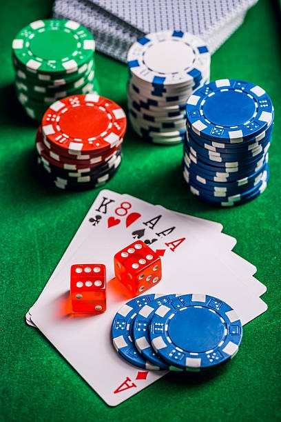 sarangtoto slot lobby with multiple game tiles